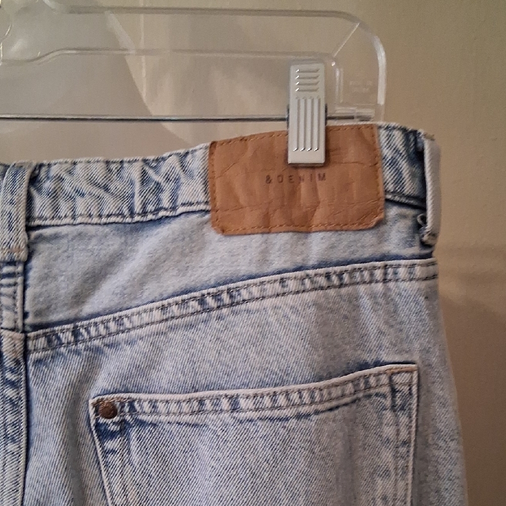 Distressed Light Blue Jeans - Picture 8 of 10